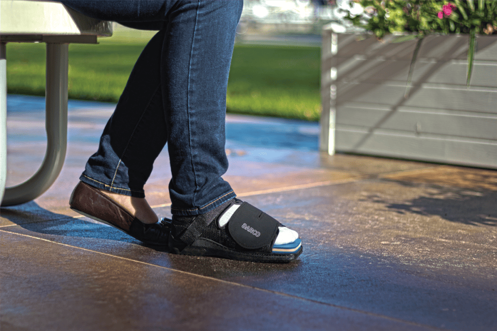 DARCO MedSurg Shoe – Protects Post-Operative Foot and Offloads Wound Pressure - Image 3