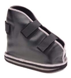 DeRoyal-Vinyl-Closed-Toe-Cast protector