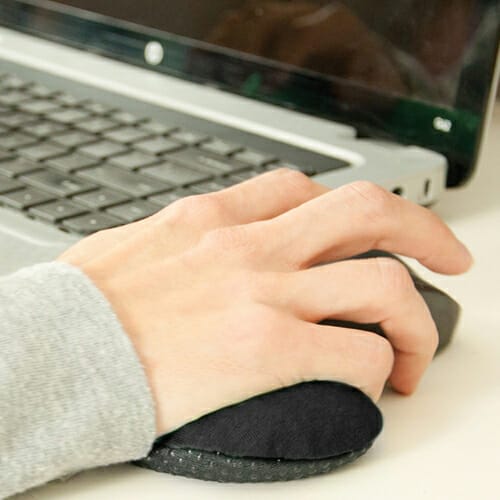 IMAK Wrist Cushion for Mouse with Massaging Ergobeads.